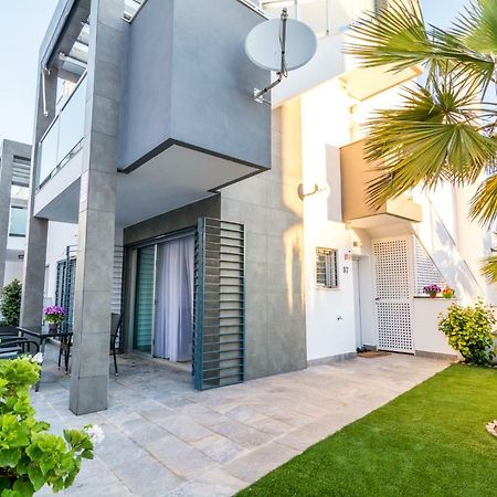 Eluxuria Sunny Villa Torrevieja Eksteriør bilde