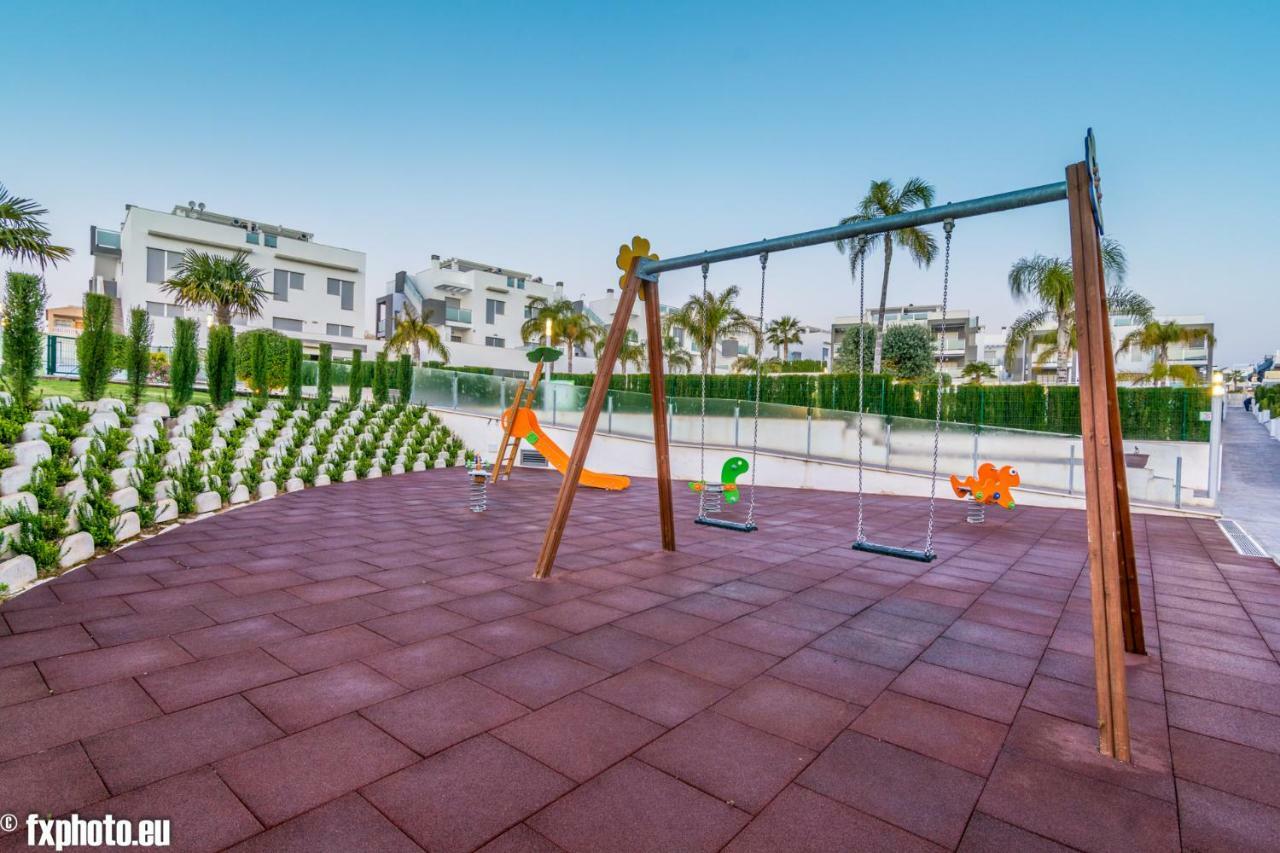 Eluxuria Sunny Villa Torrevieja Eksteriør bilde
