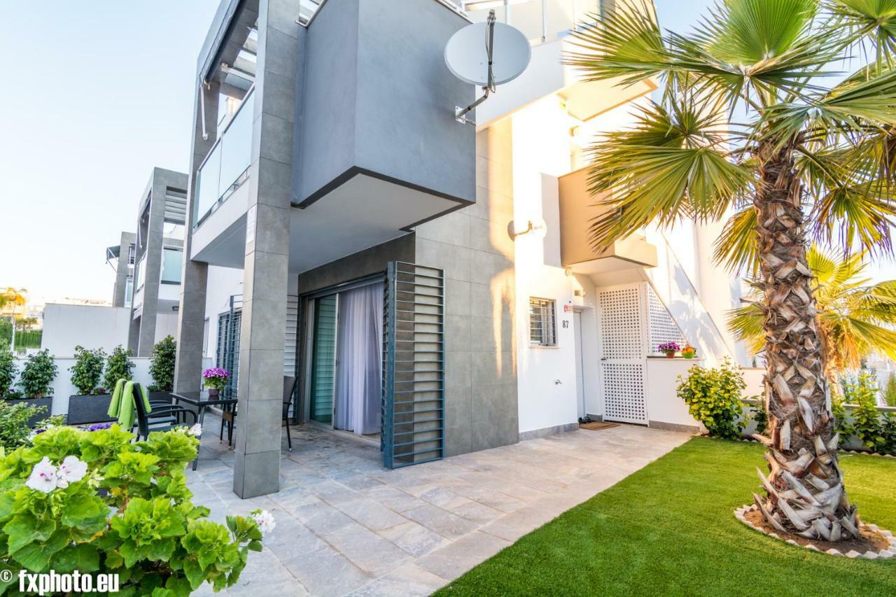 Eluxuria Sunny Villa Torrevieja Eksteriør bilde