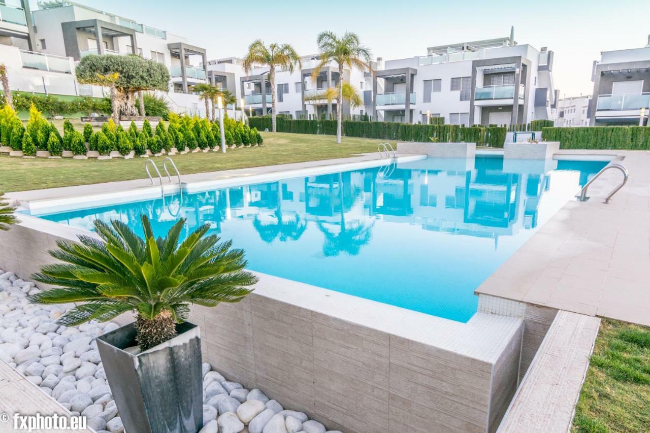 Eluxuria Sunny Villa Torrevieja Eksteriør bilde